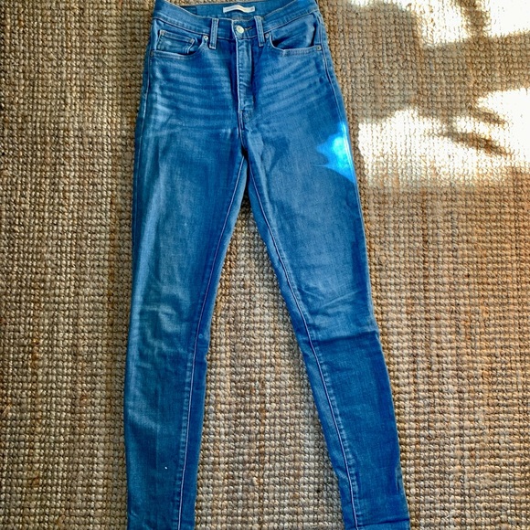 Levi’s - mile high skinny - Picture 2 of 3